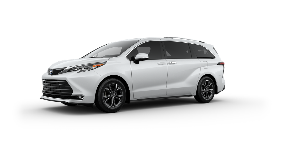2025 Toyota Sienna Platinum photo 17