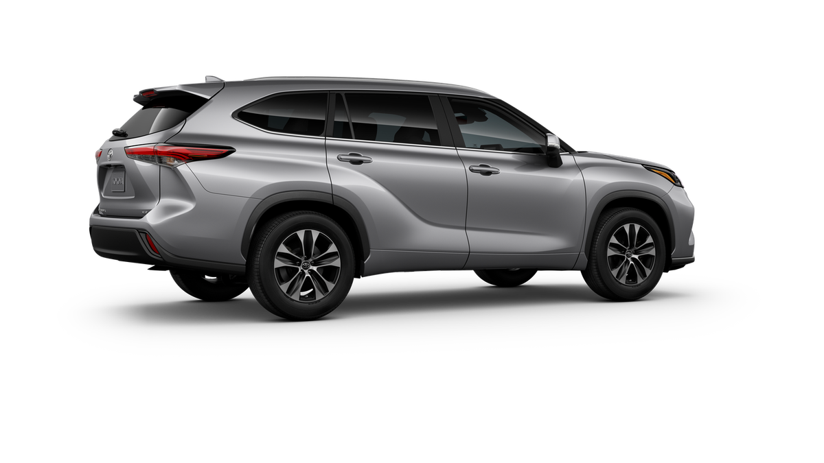 2025 Toyota Highlander XLE - Photo 13