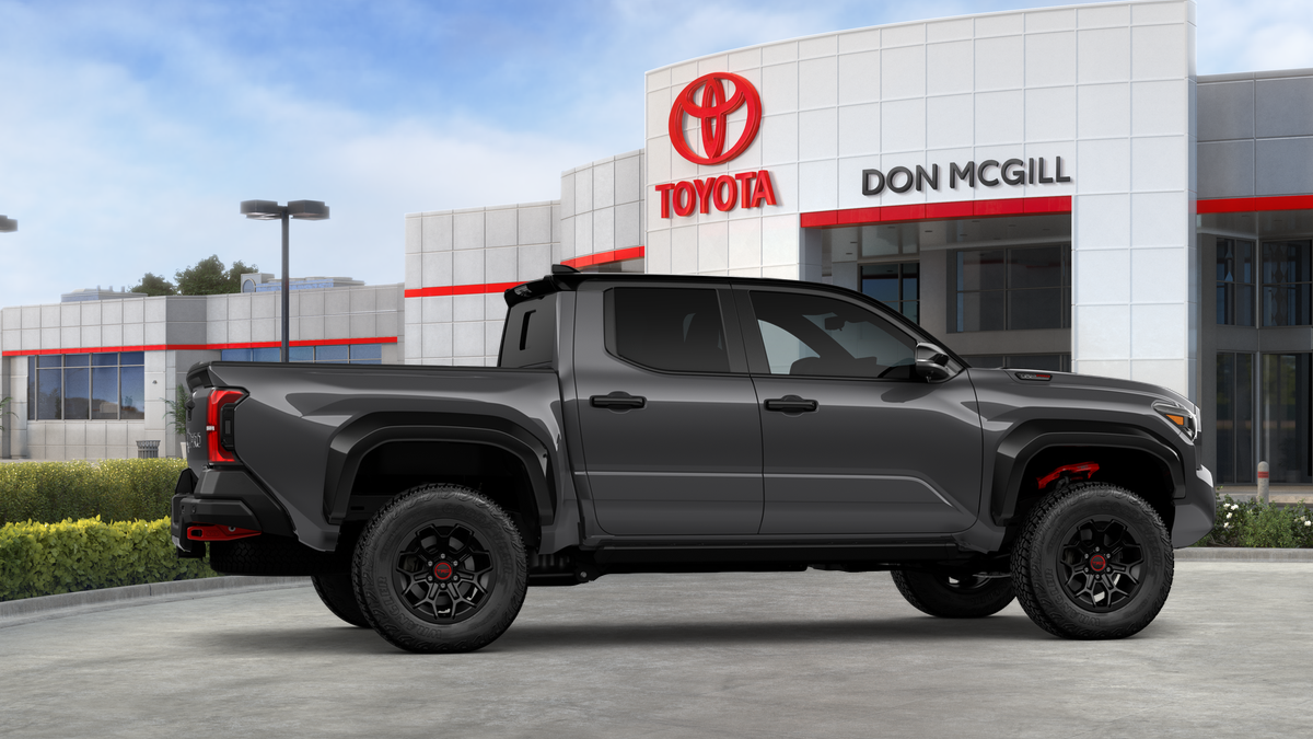 2025 Toyota Tacoma TRD Pro Double Cab photo 13
