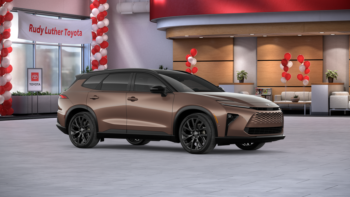 New 2026 Bronze Age with Black roof <sup>1</sup> Toyota  Limited image 16