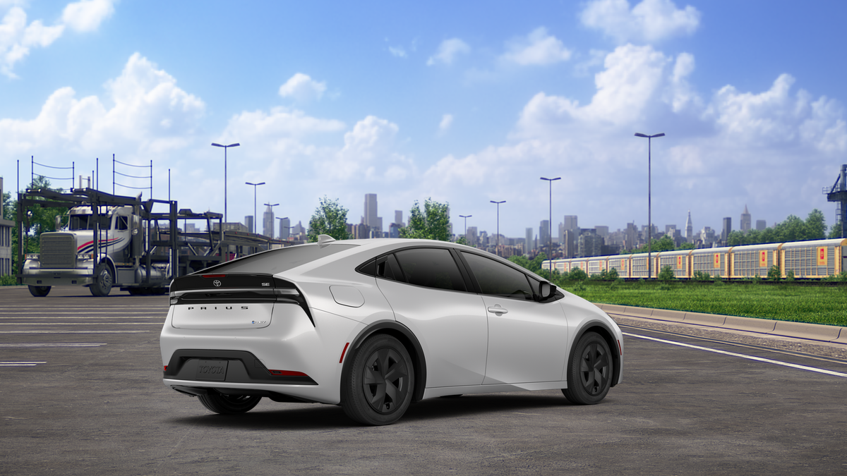 New 2027 Toyota Prius Plug-in Hybrid Hatchback