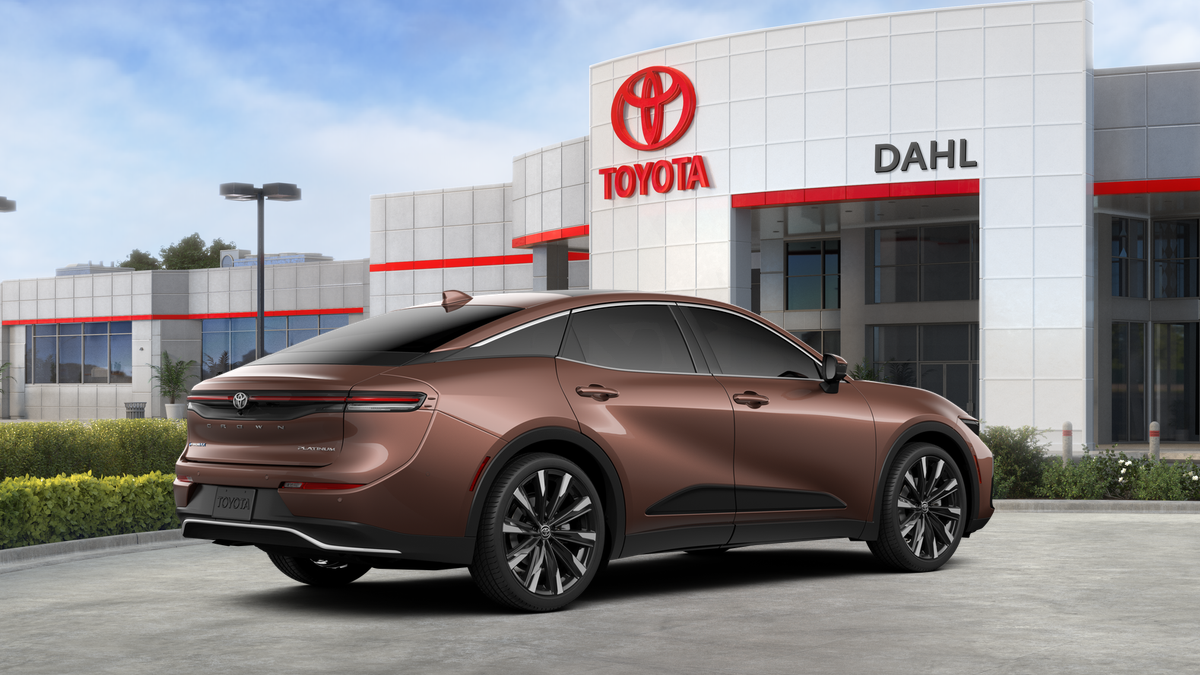 2026 Toyota Crown Platinum - Photo 12