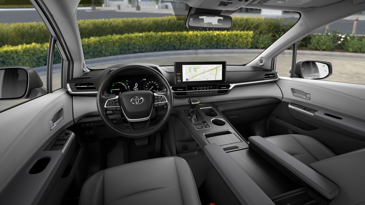 Sienna XLE 2.5L Hybrid Engine All-Wheel Drive [18]