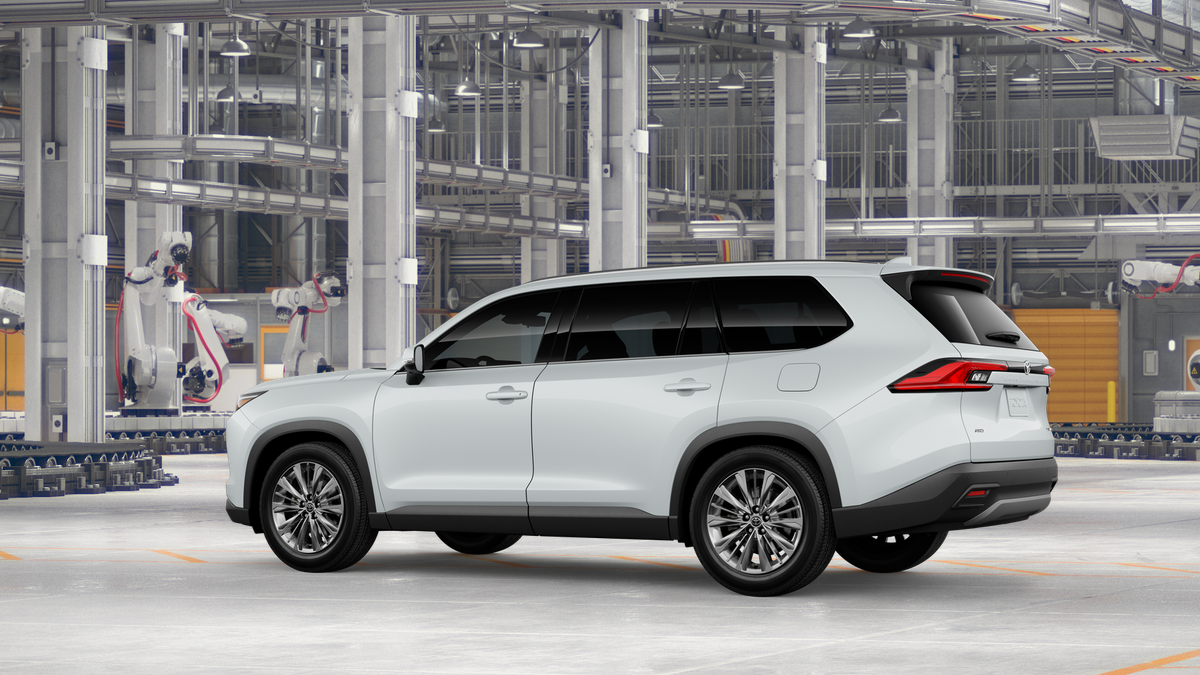 2026 Toyota Grand Highlander Platinum photo 4