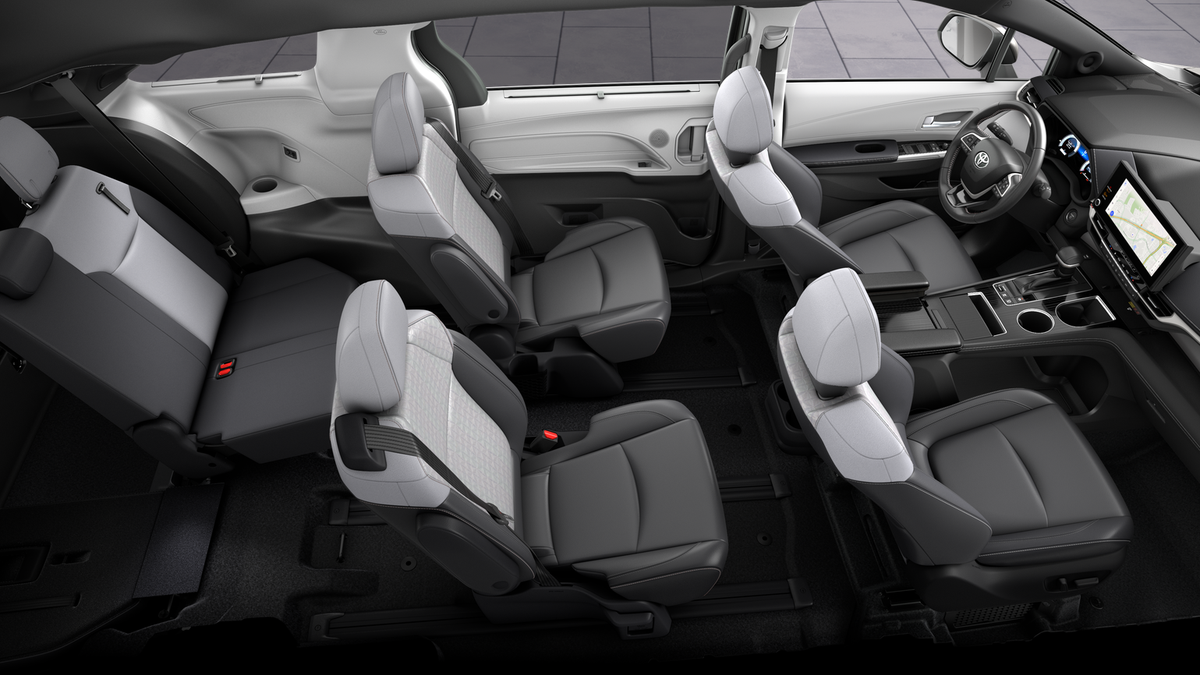 New 2026 Heavy Metal <sup>1</sup> Toyota  XSE image 4