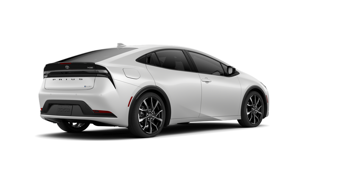 2026 Toyota Prius Plug-in Hybrid XSE photo 37