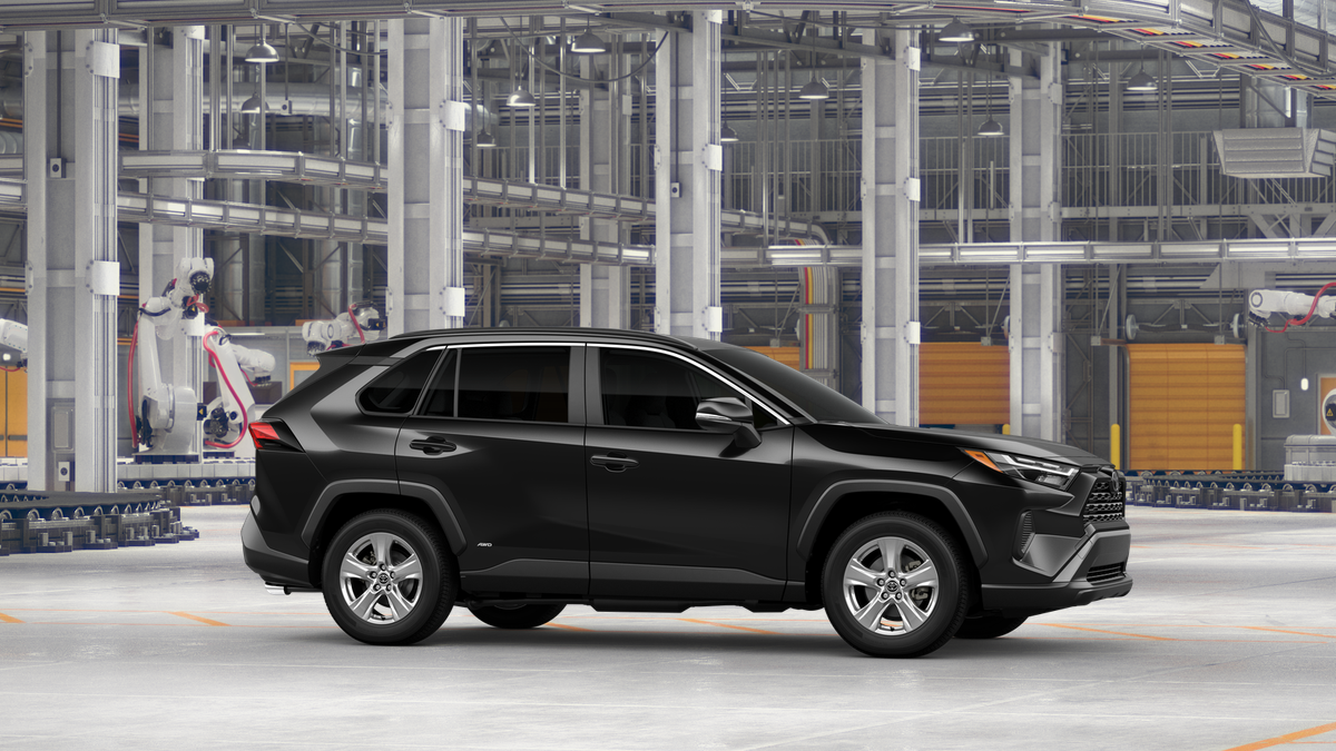 2025 Toyota RAV4 Hybrid XLE photo 11
