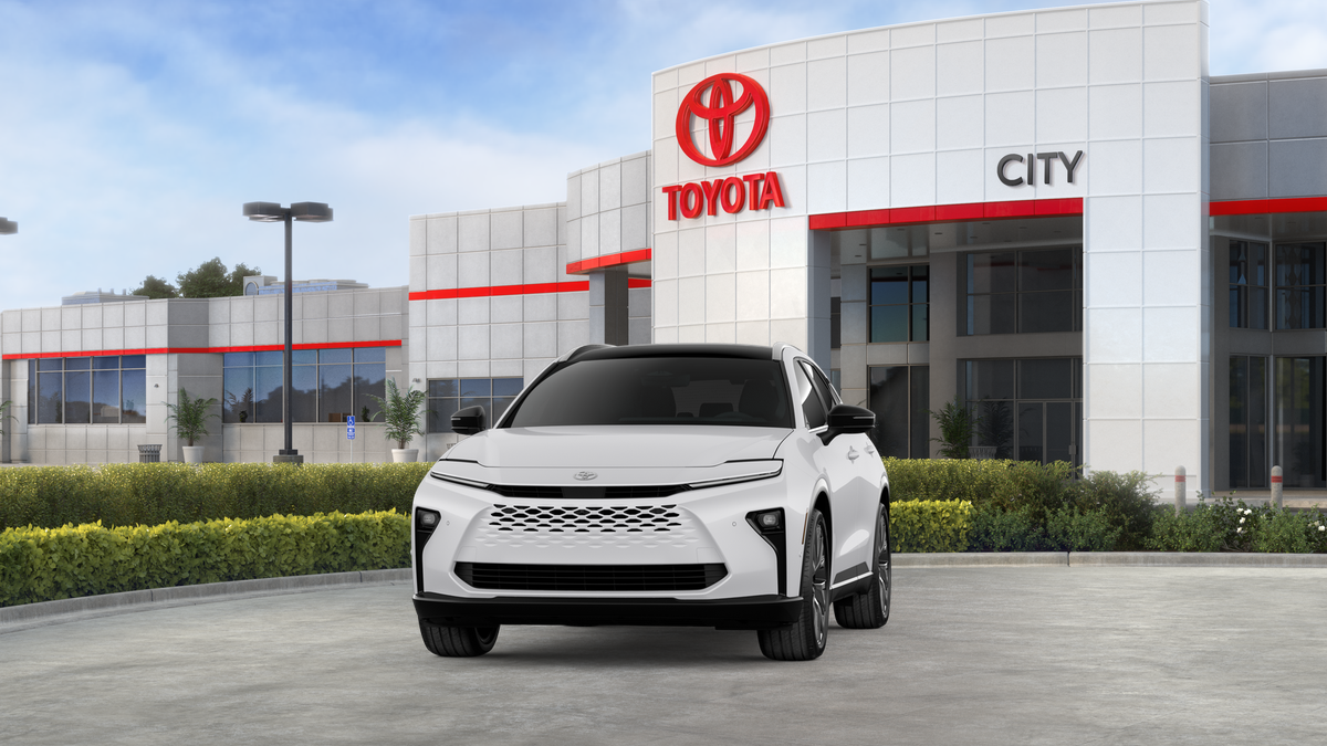 New 2026 Oxygen White <sup>1</sup> Toyota  Limited image 48