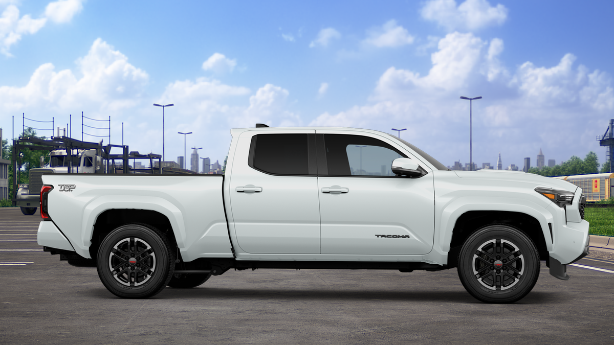 New 2026 Wind Chill Pearl <sup>1</sup> Toyota  TRD Sport image 15