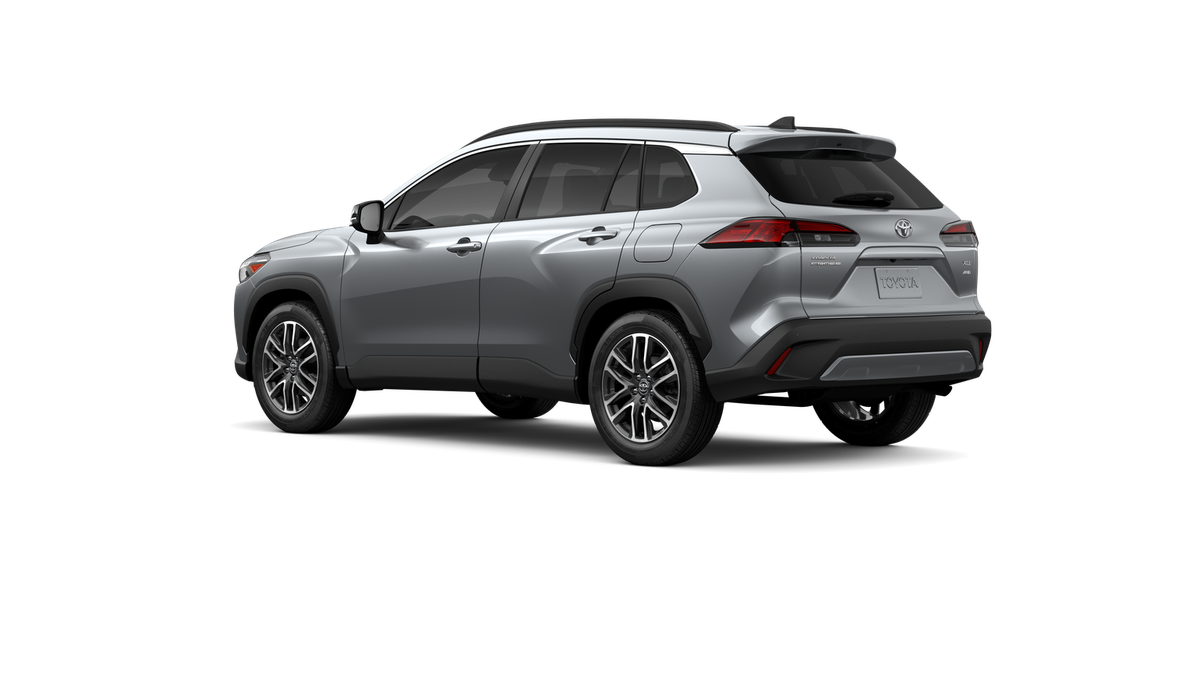 2026 Toyota Corolla Cross XLE photo 8