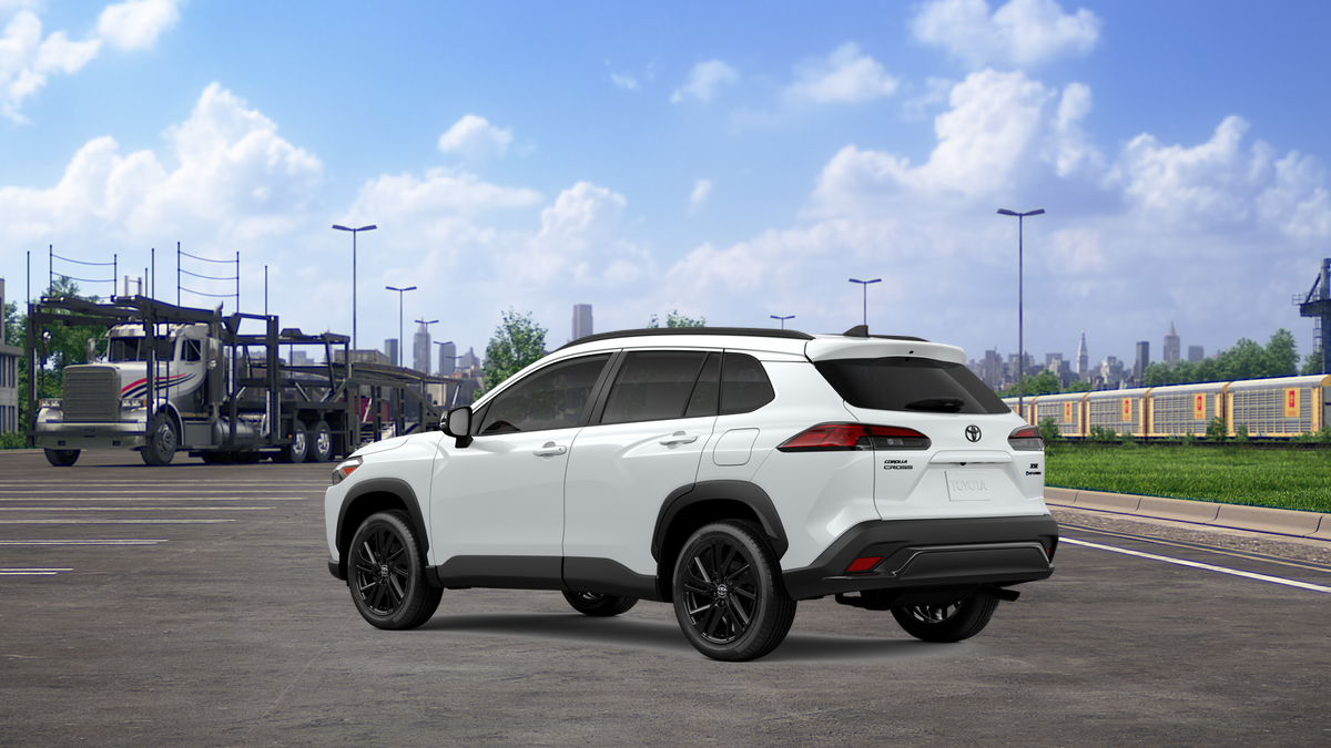 New 2026 Wind Chill Pearl <sup>1</sup> Toyota  XSE image 8