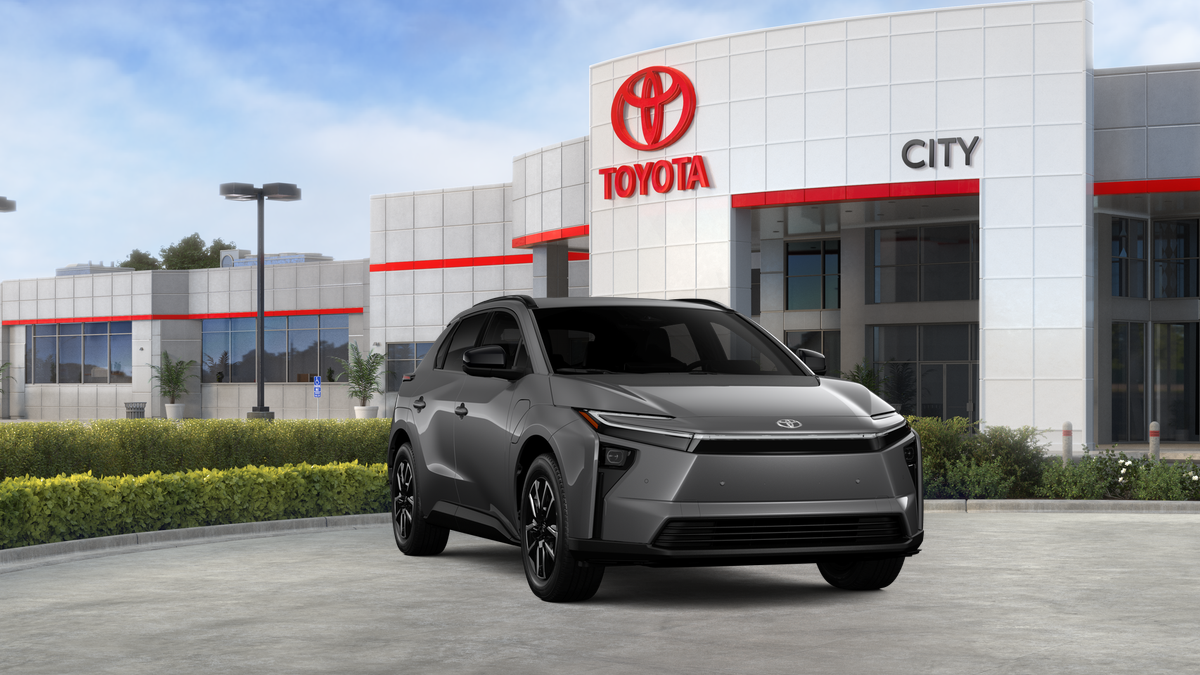 New 2026 Heavy Metal <sup>1</sup> Toyota  XLE image 45