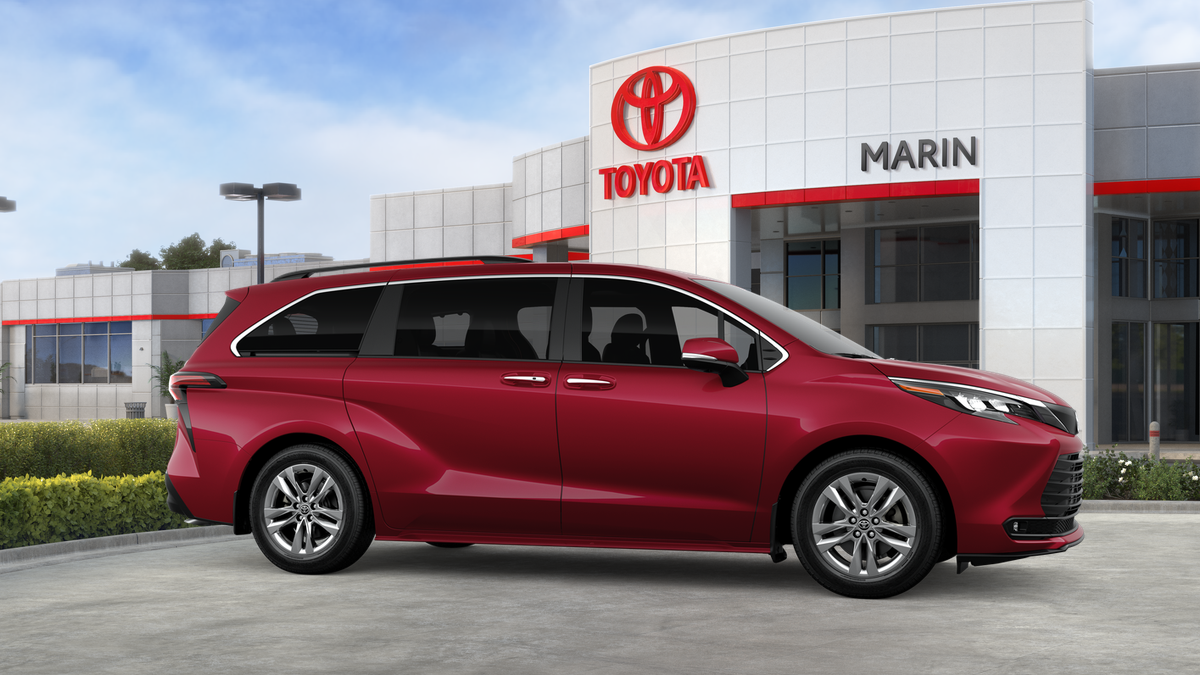 New 2026 Toyota Sienna Van