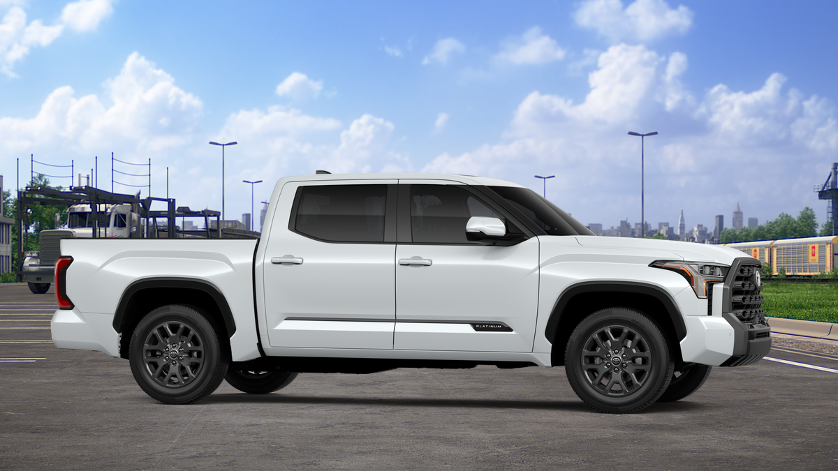 New 2026 Wind Chill Pearl <sup>1</sup> Toyota  Platinum image 15