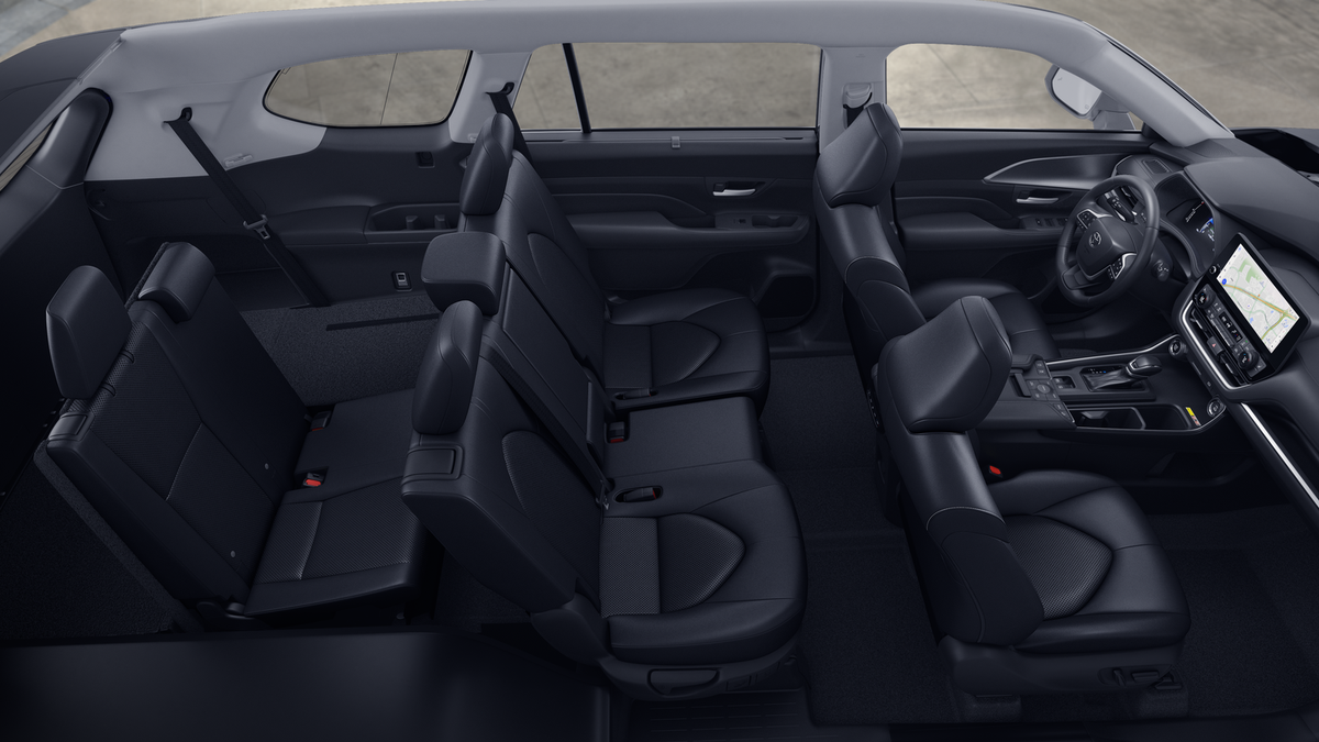 2026 Toyota Grand Highlander XLE photo 15