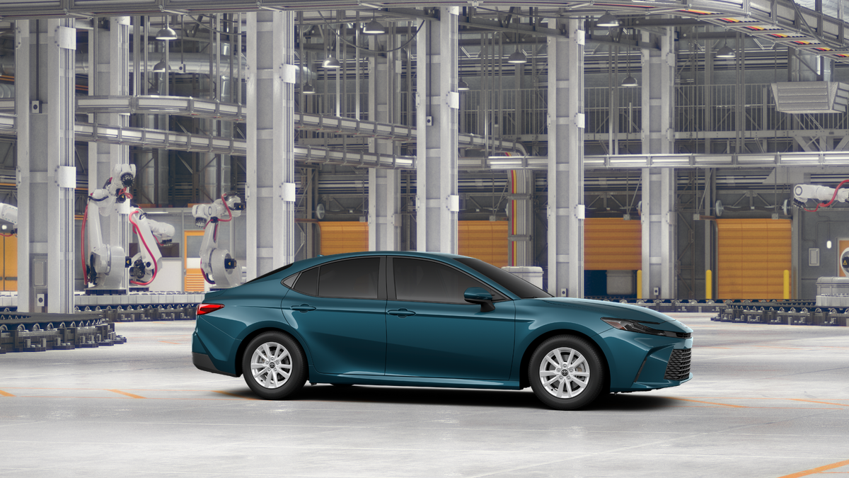 New 2027 Ocean Gem Toyota  LE image 15