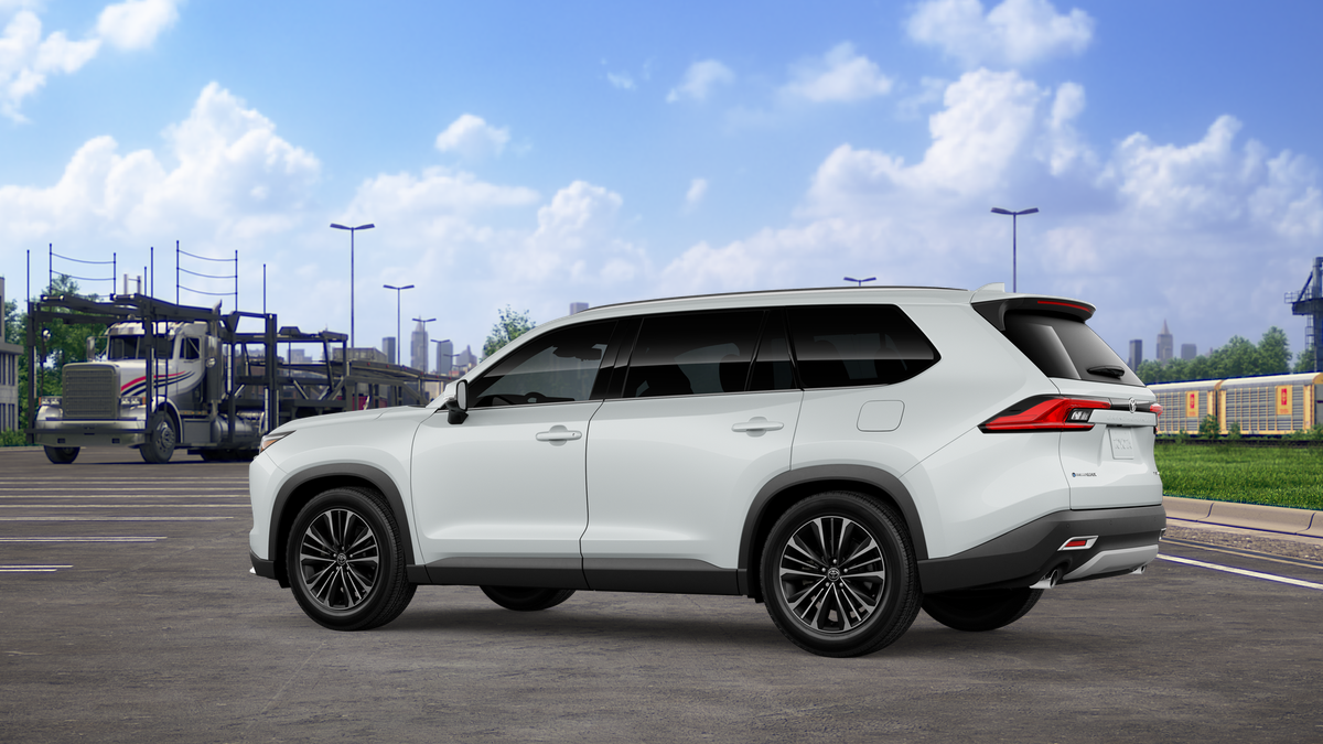 2026 Toyota Highlander Hybrid Platinum photo 6