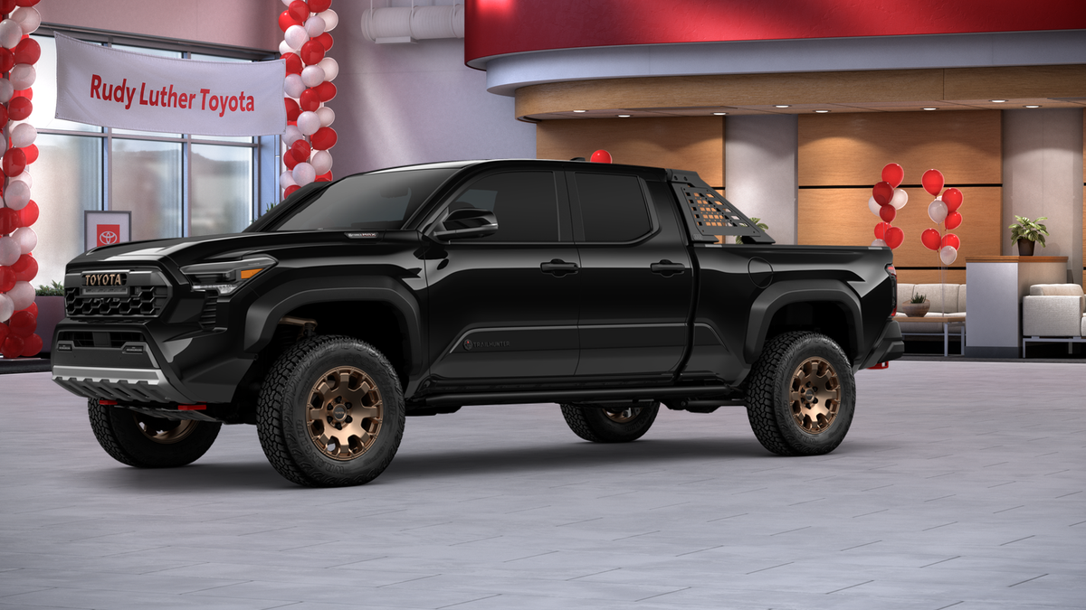 2025 Toyota Tacoma Trailhunter Double Cab photo 11