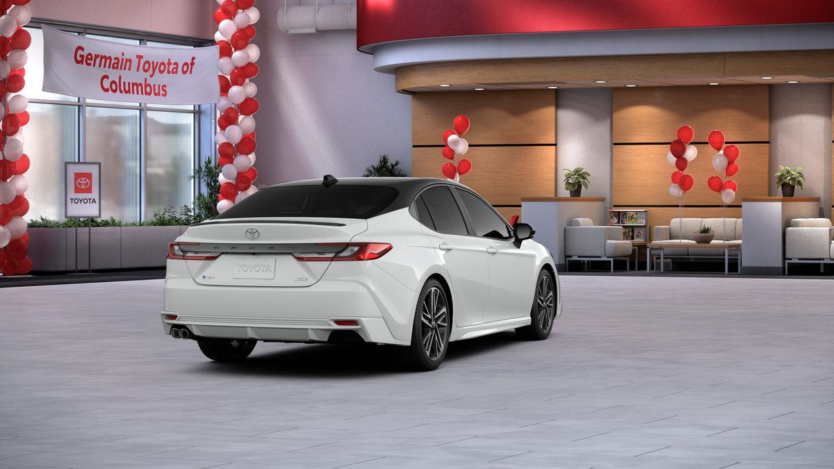 New 2026 Wind Chill Pearl with Midnight Black Metallic roof <sup>1</sup> Toyota  XSE image 11