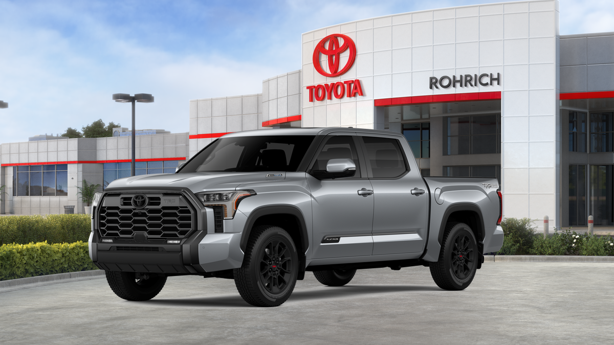2026 Toyota Tundra i-FORCE MAX Platinum