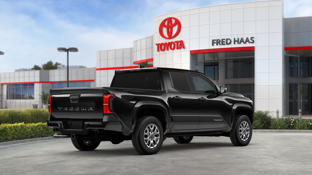 2025 Toyota Tacoma SR5 Double Cab photo 10