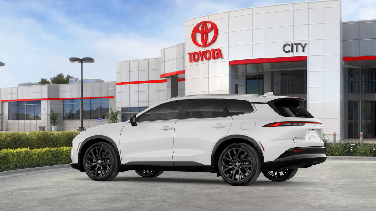 New 2026 Oxygen White <sup>1</sup> Toyota  Limited image 34