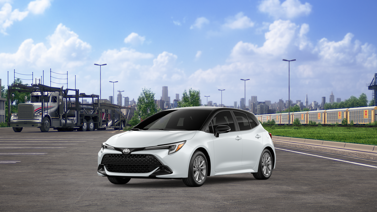 2027 Toyota Corolla Hatchback SE