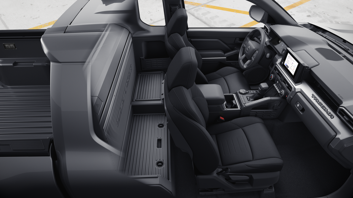 2025 Toyota Tacoma SR5 XtraCab photo 22