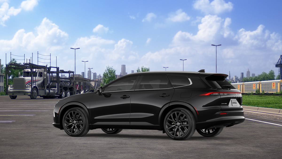 2026 Toyota Crown Signia Limited - Photo 7