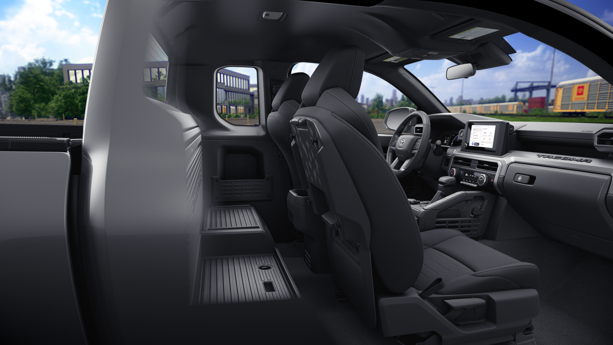 2026 Toyota Tacoma SR5 - Photo 21