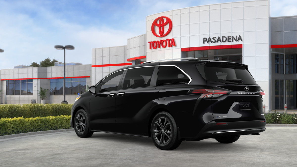 New 2026 Midnight Black Metallic Toyota  Platinum image 35