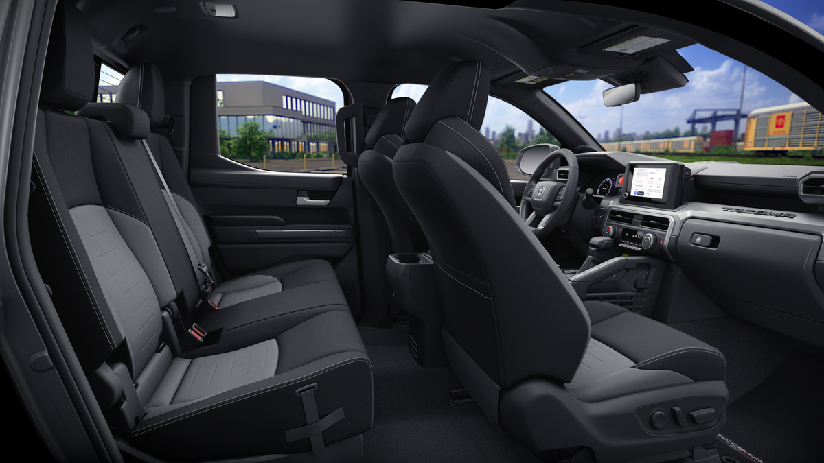 2025 Toyota Tacoma TRD Off-Road Double Cab photo 18