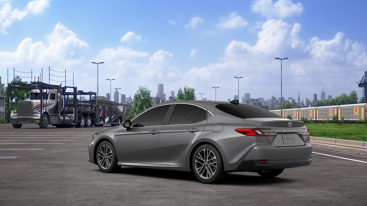 2026 Toyota Camry XLE photo 5