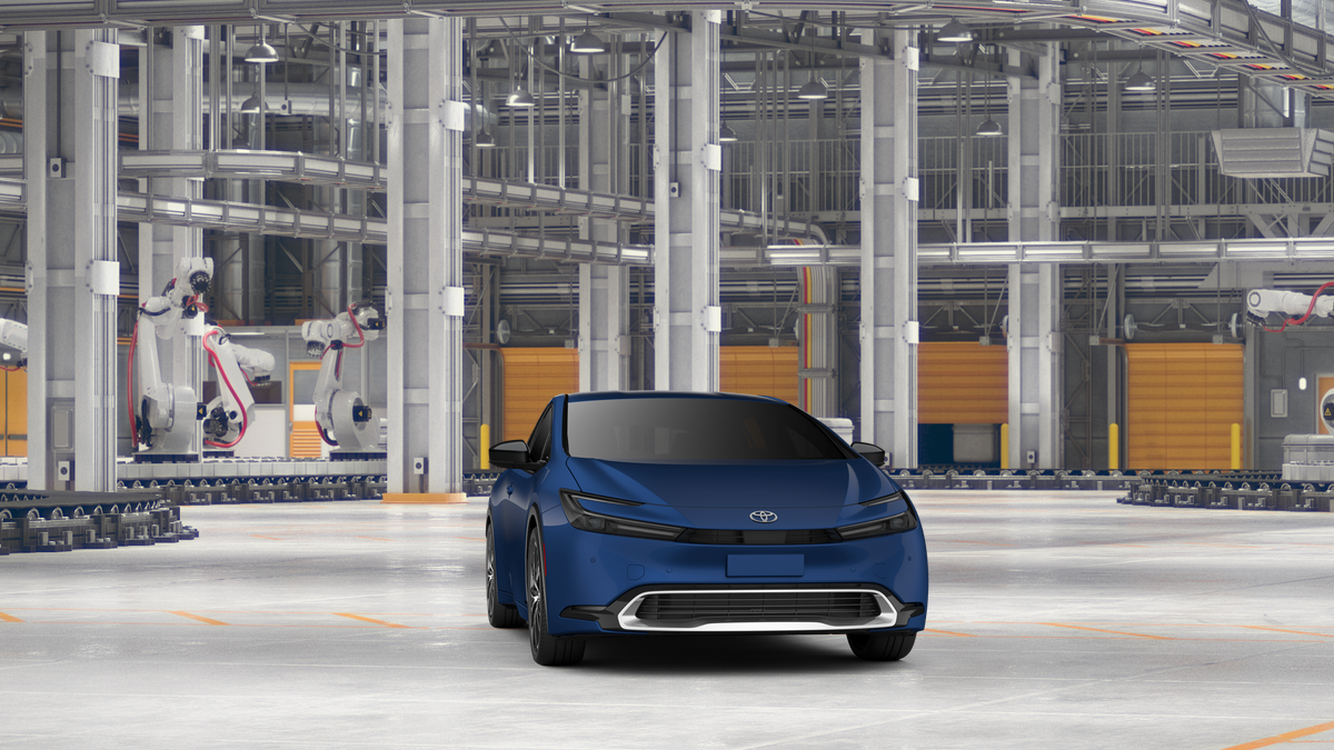 New 2027 Reservoir Blue Toyota  XLE AWD image 18
