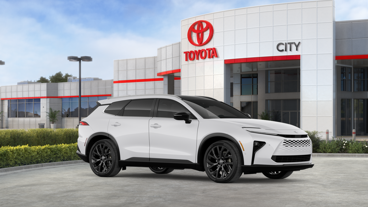 New 2026 Oxygen White <sup>1</sup> Toyota  Limited image 43