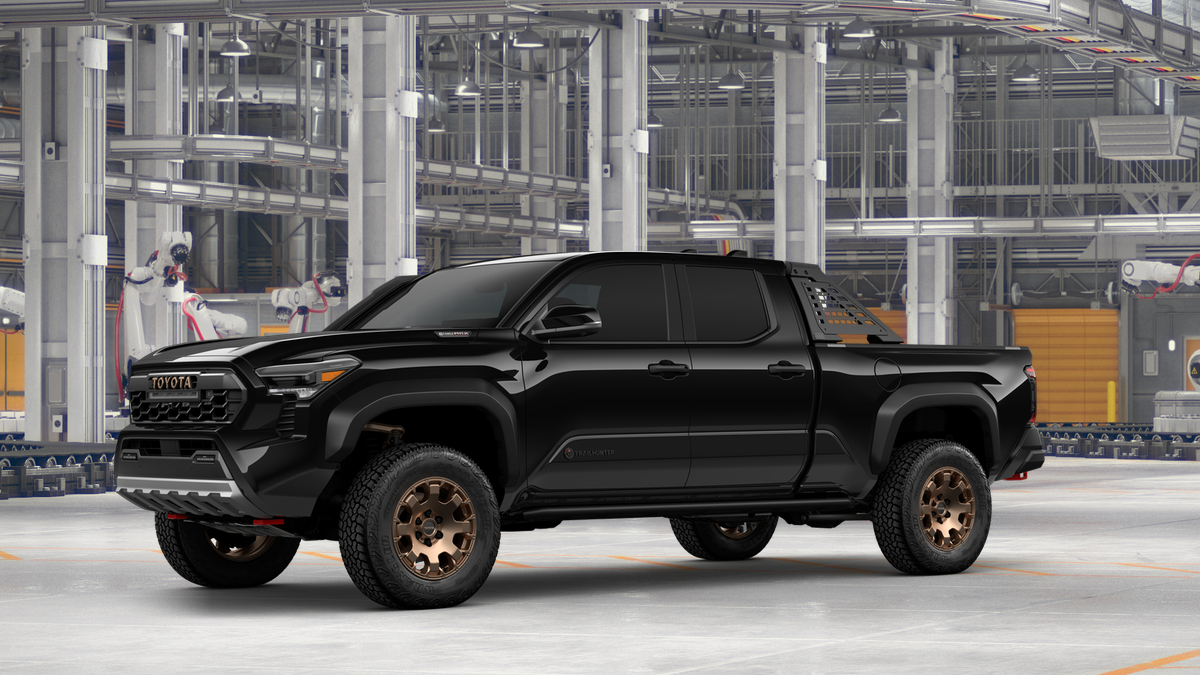 2025 Toyota Tacoma Trailhunter Double Cab photo 2