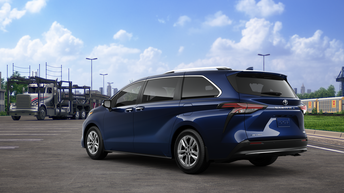 2025 Toyota Sienna Limited photo 6