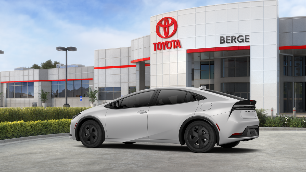 New 2027 Toyota Prius Plug-in Hybrid Sedan
