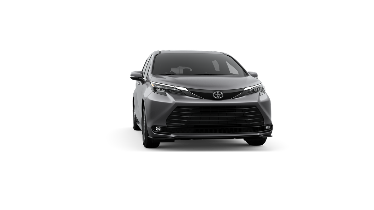 Sienna XLE 2.5L Hybrid Engine Front-Wheel Drive 8-passenger seating [15]