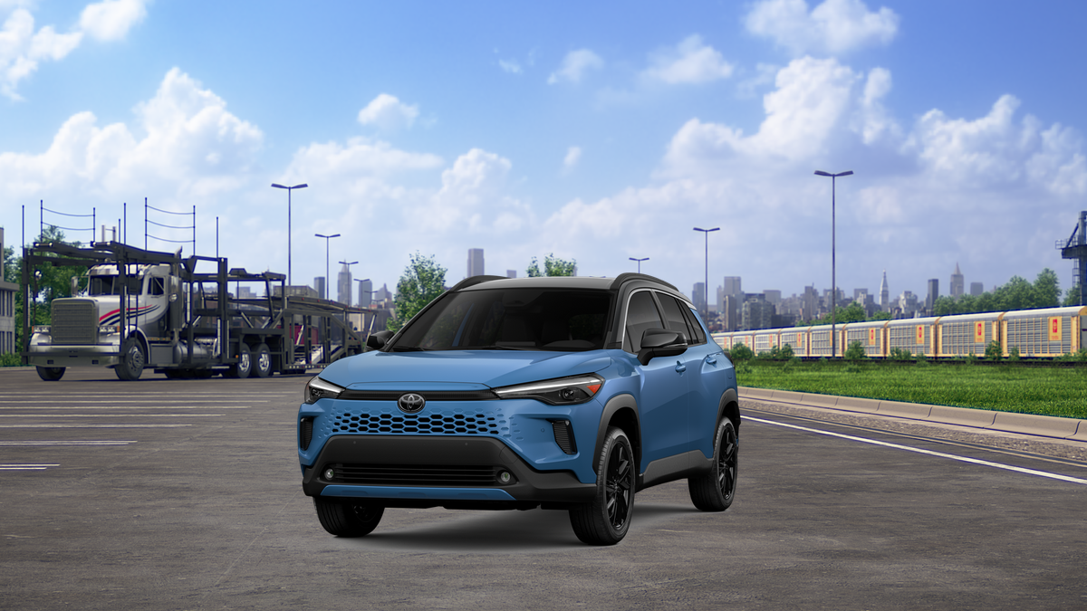 2026 Toyota Corolla Cross XLE XSE photo 21