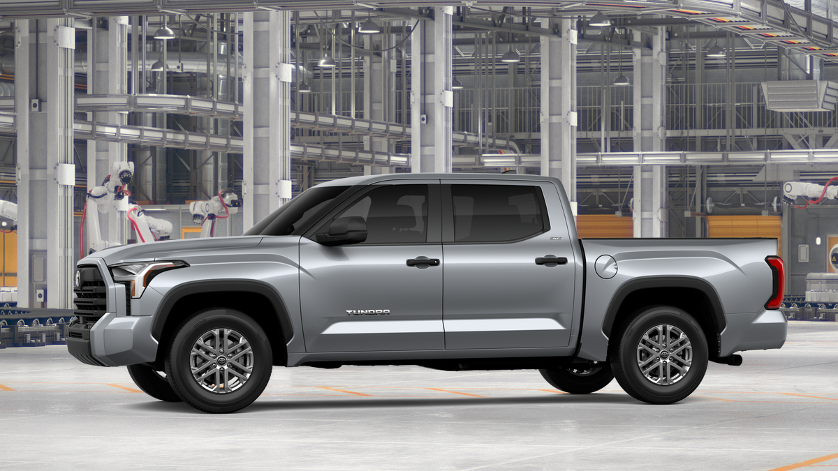 2026 Toyota Tundra SR5 CrewMax photo 3