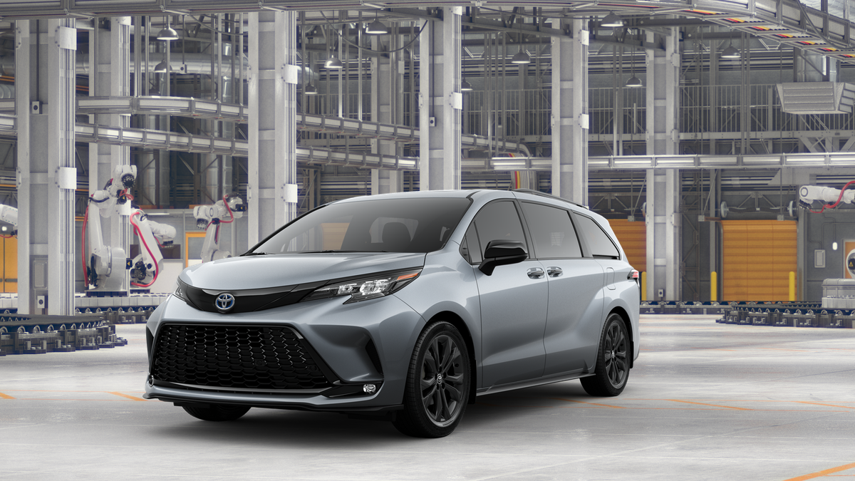 2025 Toyota Sienna XSE