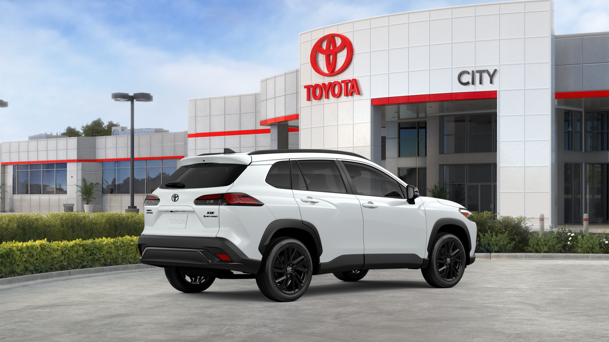 New 2026 Wind Chill Pearl <sup>1</sup> Toyota  XSE image 12
