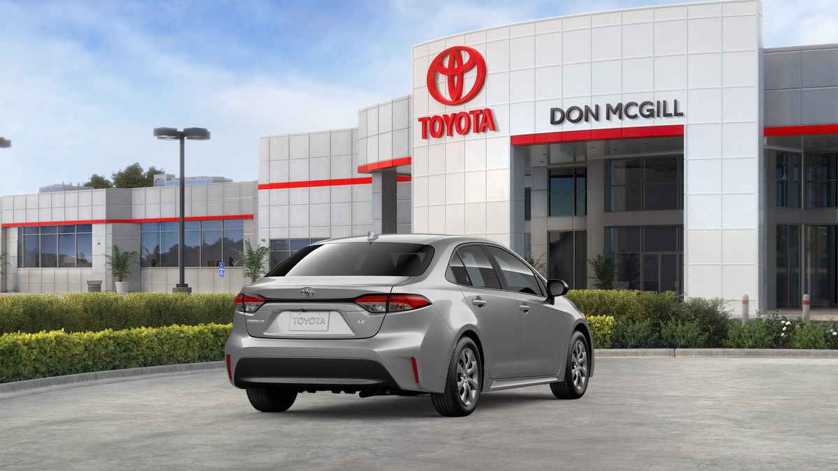 2026 Toyota Corolla LE photo 10