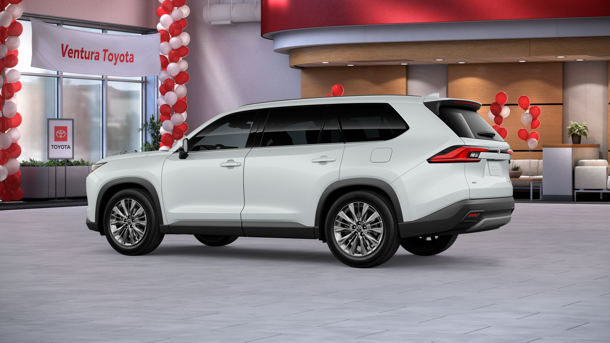 New 2026 Wind Chill Pearl <sup>1</sup> Toyota  Platinum image 7