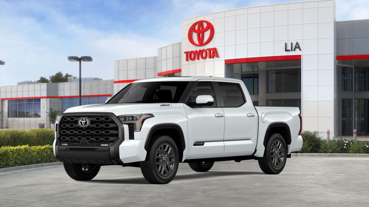 2026 Toyota Tundra Platinum's photo