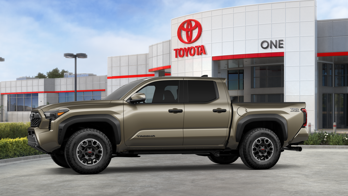 2025 Toyota Tacoma TRD Off-Road Double Cab photo 3