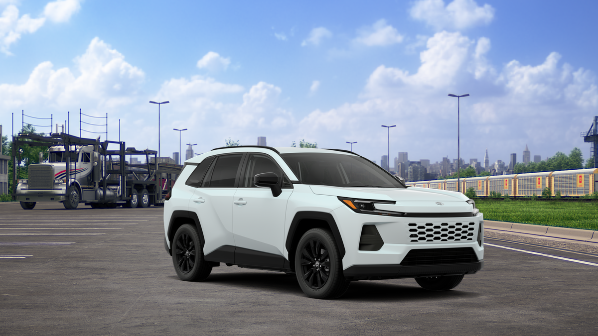 New 2026 Wind Chill Pearl <sup>1</sup> Toyota  XLE Premium image 17