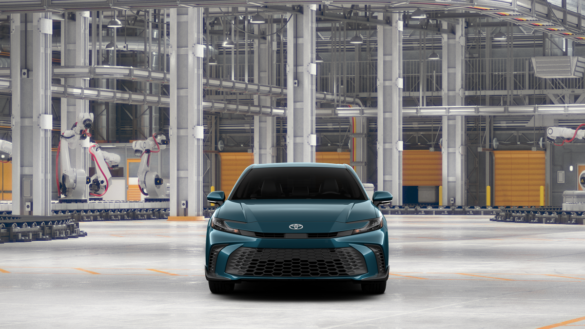 2026 Toyota Camry SE photo 2