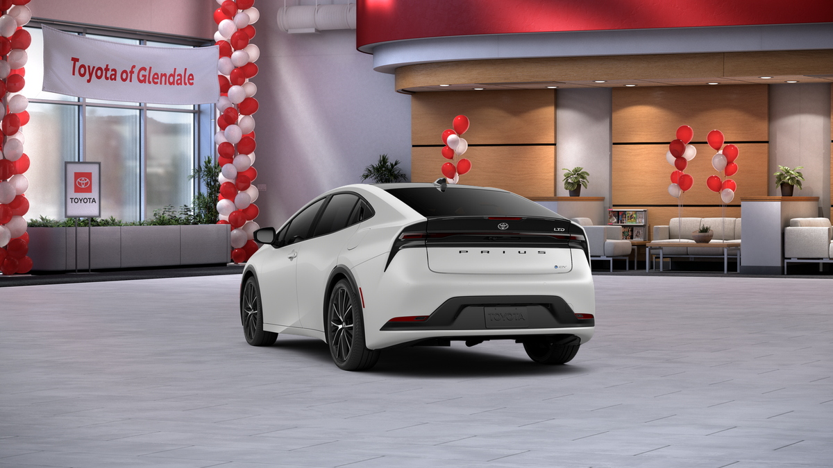 New 2027 Wind Chill Pearl <sup>1</sup> Toyota  Limited image 9